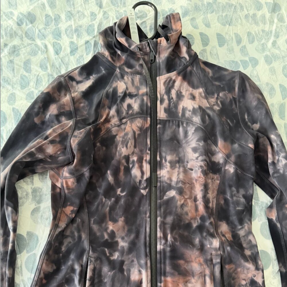 Lululemon Align Jacket - size 10 - never worn but no tag